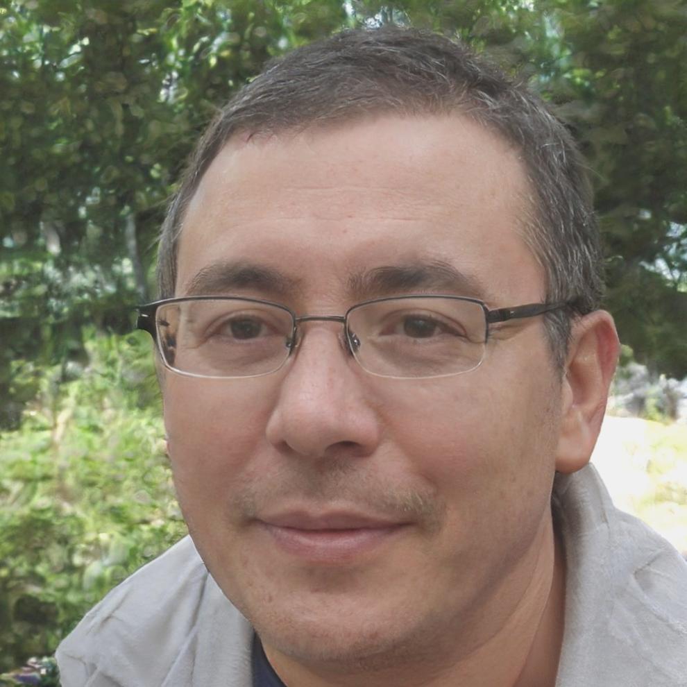 Tomasz Wierzbicki — prowadzący seminaria Crystallex